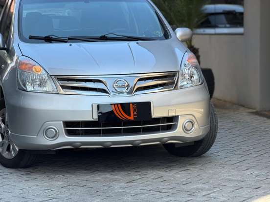 NISSAN-LIVINA-1.8 S 16V FLEX 4P AUTOMÁTICO NISSAN-LIVINA-2013