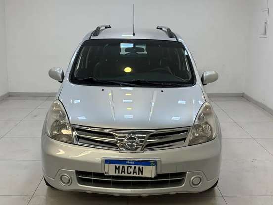 NISSAN-LIVINA-2013