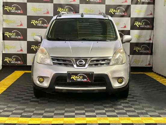 NISSAN-LIVINA-2012