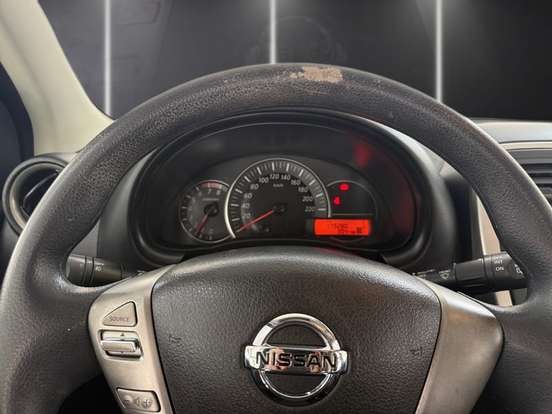 NISSAN-MARCH-2015