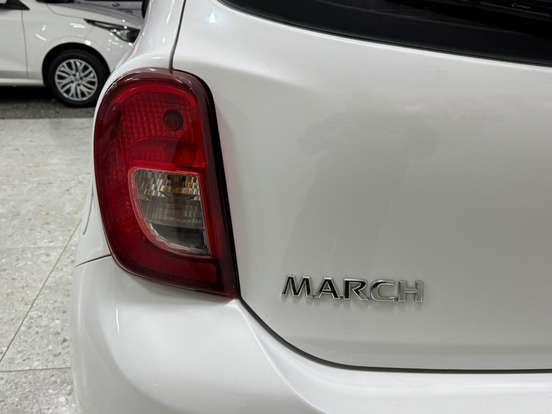 NISSAN-MARCH-2014