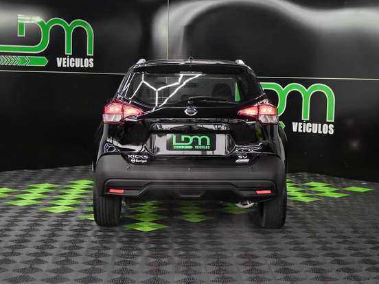 NISSAN-MARCH-2018