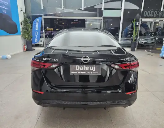 NISSAN-SENTRA-2024