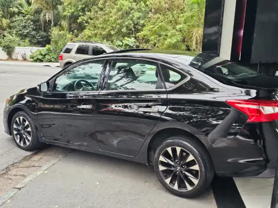 NISSAN-SENTRA-2018