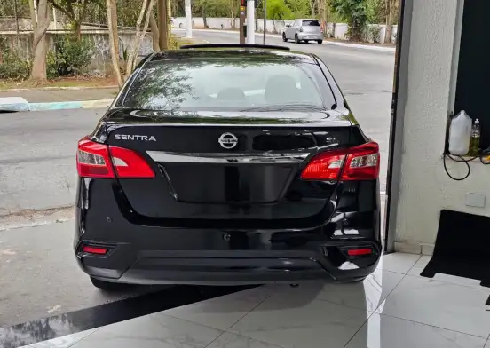NISSAN-SENTRA-2018