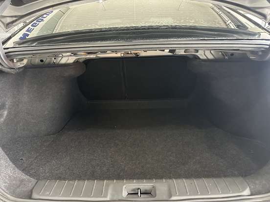 NISSAN-SENTRA-2023