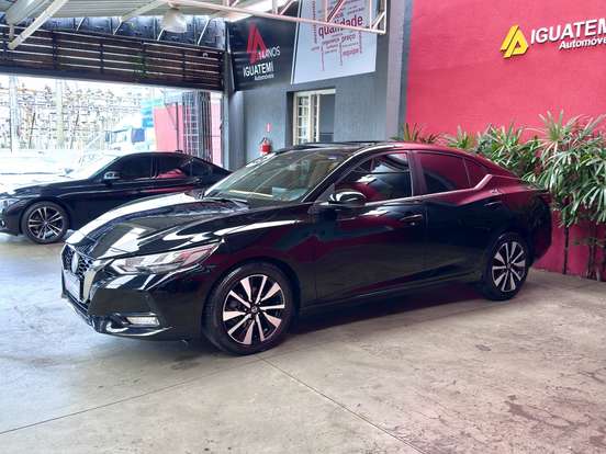 NISSAN-SENTRA-2023