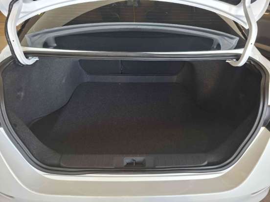 NISSAN-SENTRA-2025