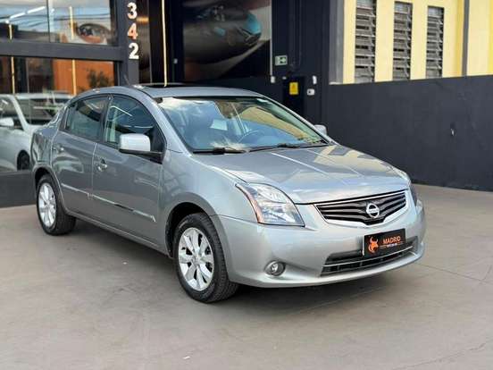 NISSAN-SENTRA-2012