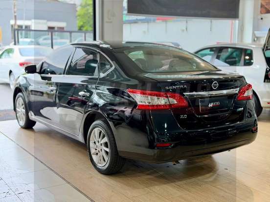 NISSAN-SENTRA-2.0 SV 16V FLEX 4P AUTOMÁTICO NISSAN-SENTRA-2015