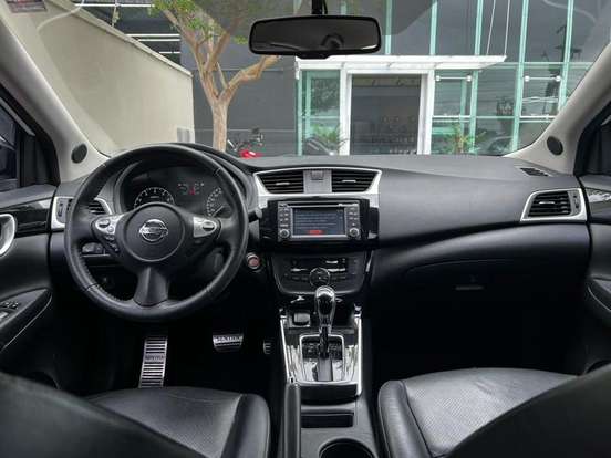 NISSAN-SENTRA-2017