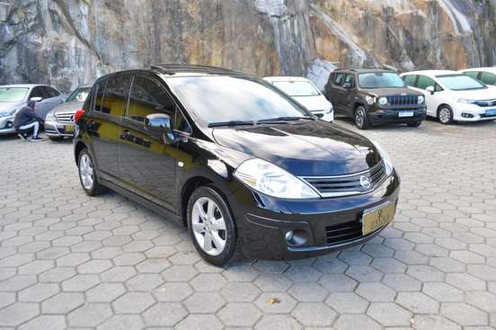 NISSAN-TIIDA-1.8 SL 16V FLEX 4P MANUAL NISSAN-TIIDA-2010