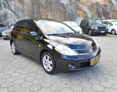 NISSAN TIIDA 1.8 SL 16V FLEX 4P MANUAL NISSAN TIIDA 1.8 SL 16V FLEX 4P MANUAL