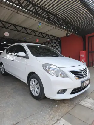 NISSAN VERSA 1.6 16V FLEX SL 4P MANUAL