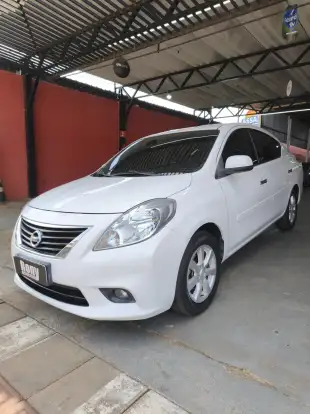 NISSAN-VERSA-2013