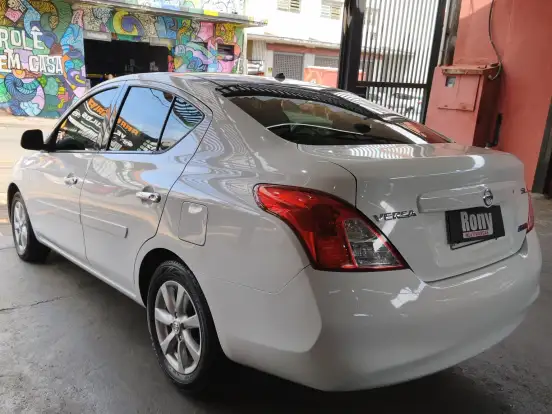 NISSAN-VERSA-1.6 16V FLEX SL 4P MANUAL NISSAN-VERSA-2013