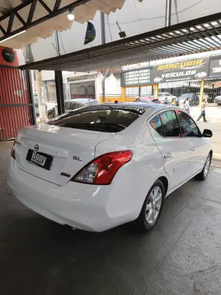 NISSAN-VERSA-2013