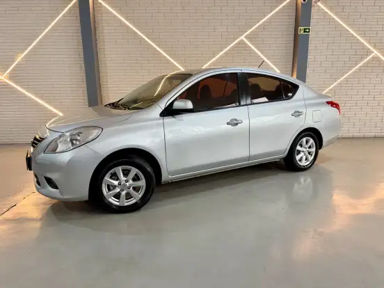 NISSAN-VERSA-1.6 16V FLEX SL 4P MANUAL NISSAN-VERSA-2013