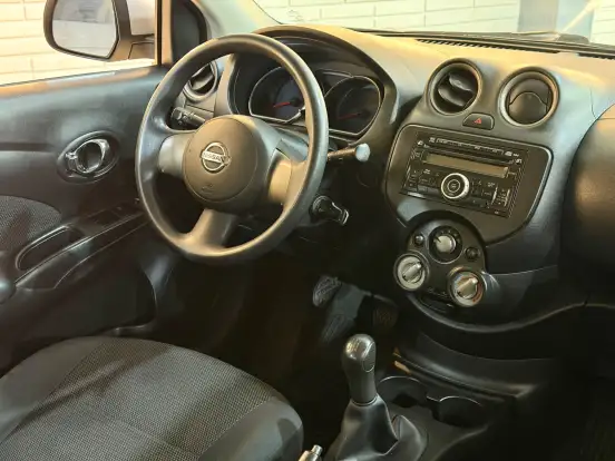 NISSAN-VERSA-1.6 16V FLEX SL 4P MANUAL NISSAN-VERSA-2013