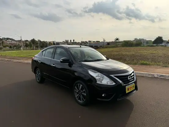 NISSAN-VERSA-2019