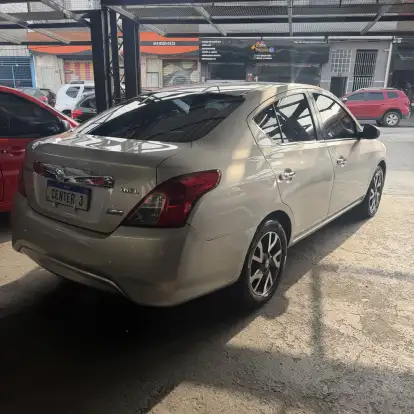 NISSAN-VERSA-1.6 16V FLEXSTART SL 4P XTRONIC NISSAN-VERSA-2016