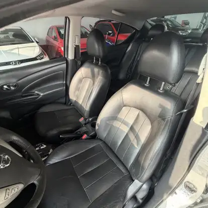 NISSAN-VERSA-2016