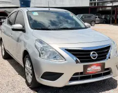 NISSAN VERSA 1.6 16V FLEXSTART SV 4P XTRONIC NISSAN VERSA 1.6 16V FLEXSTART SV 4P XTRONIC