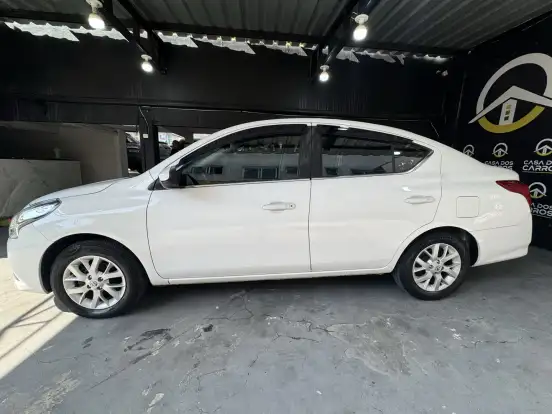 NISSAN-VERSA-1.6 16V FLEXSTART SV 4P XTRONIC NISSAN-VERSA-2018