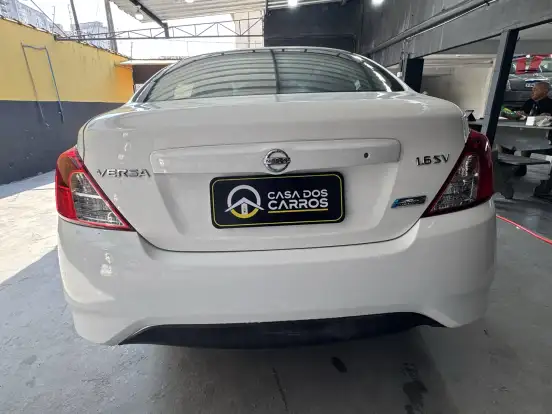 NISSAN-VERSA-1.6 16V FLEXSTART SV 4P XTRONIC NISSAN-VERSA-2018