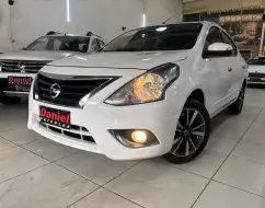 NISSAN VERSA 1.6 16V FLEXSTART UNIQUE 4P XTRONIC NISSAN VERSA 1.6 16V FLEXSTART UNIQUE 4P XTRONIC