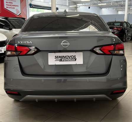 NISSAN-VERSA-2024