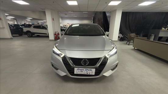 NISSAN-VERSA-2022