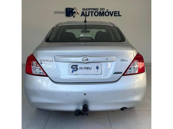 NISSAN-VERSA-2012