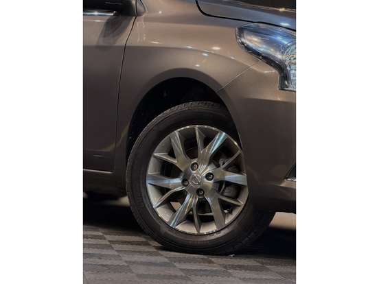 NISSAN-VERSA-1.6 16V FLEX SV 4P MANUAL NISSAN-VERSA-2017