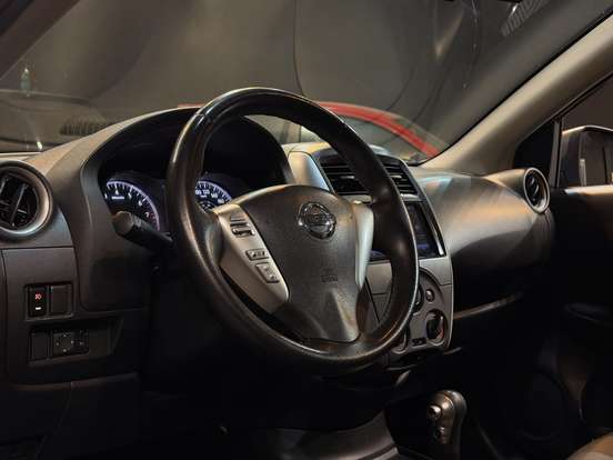 NISSAN-VERSA-1.6 16V FLEX SV 4P MANUAL NISSAN-VERSA-2017