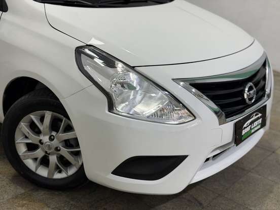 NISSAN-VERSA-1.6 16V FLEXSTART SV 4P XTRONIC NISSAN-VERSA-2016