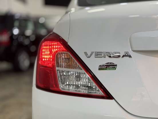 NISSAN-VERSA-1.6 16V FLEXSTART SV 4P XTRONIC NISSAN-VERSA-2016