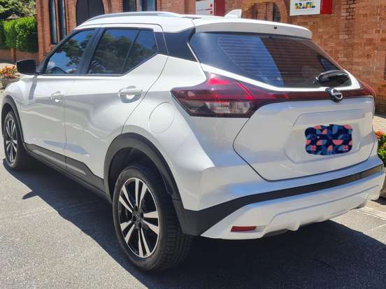 NISSAN-KICKS-2024