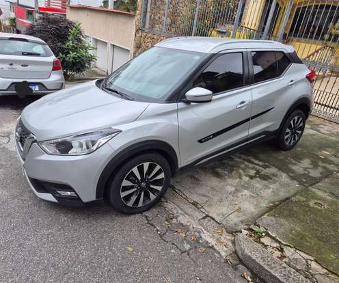 NISSAN-KICKS-2019