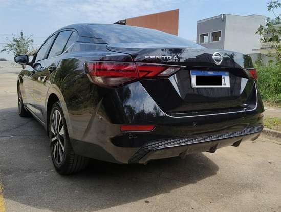 NISSAN-SENTRA-2023