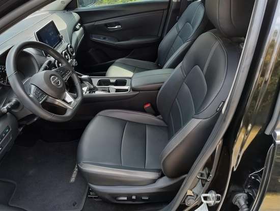 NISSAN-SENTRA-2023