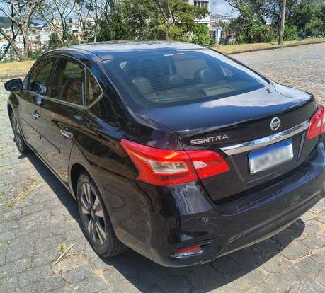 NISSAN-SENTRA-2017