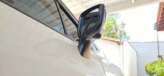 NISSAN-VERSA-2023