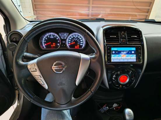 NISSAN-VERSA-1.6 16V FLEXSTART SL 4P MANUAL NISSAN-VERSA-2017