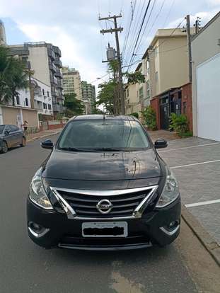 NISSAN-VERSA-2018