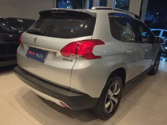 PEUGEOT-2008-2017