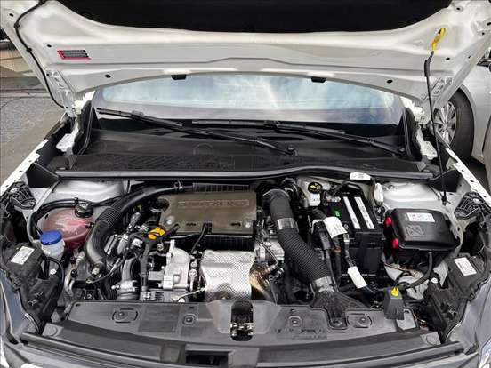 PEUGEOT-2008-1.0 TURBO 200 FLEX ACTIVE CVT PEUGEOT-2008-2025