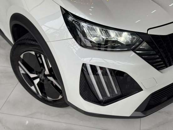 PEUGEOT-2008-2024