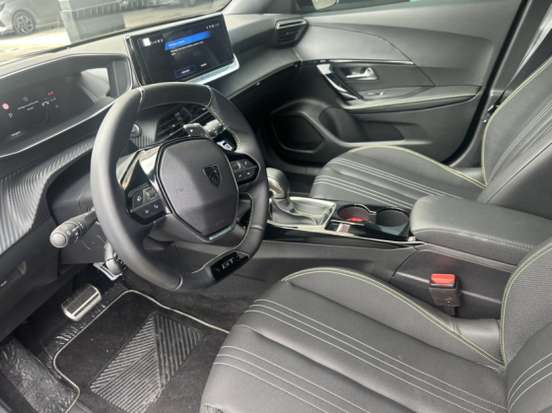 PEUGEOT-2008-2025