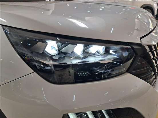 PEUGEOT-2008-1.0 TURBO 200 HYBRID GT CVT PEUGEOT-2008-2025